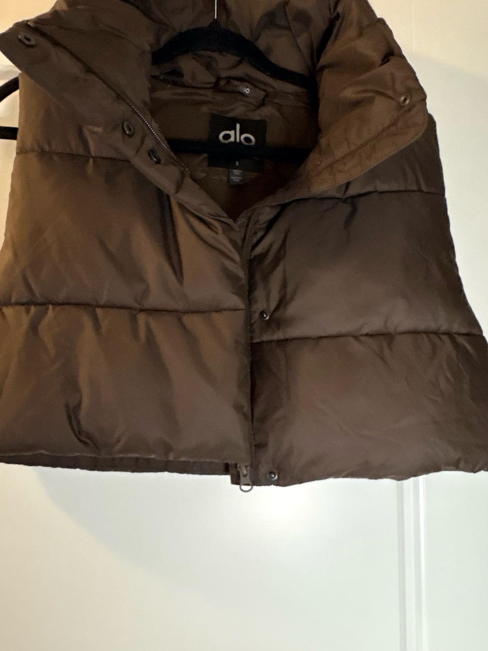 ALO Yoga Men's Chocolate Brown Quilted Puffer Jacket